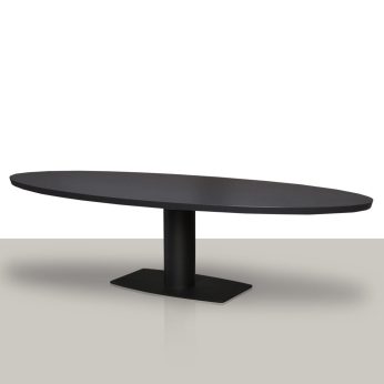 Ovale eettafel van zwart eikenhout met een metalen kolom onderstel Van Tafel.