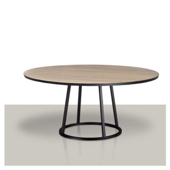 Ronde eettafel met metalen trapeze rond onderstel en een massief whitewash eikenblad.