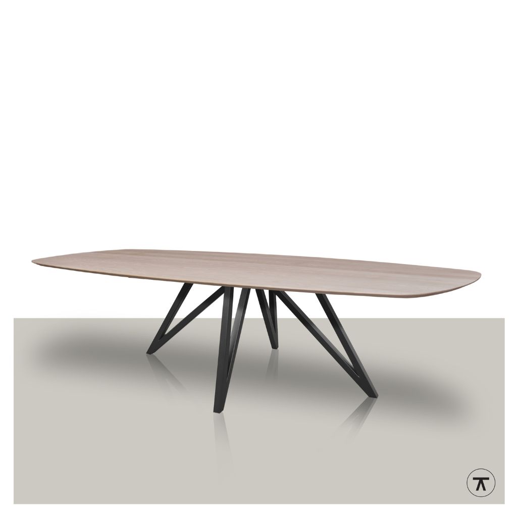 Fins ovale tafel naturel eikenhout met Max onderstel