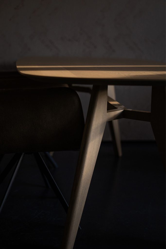 Close up Deens ovale tafel