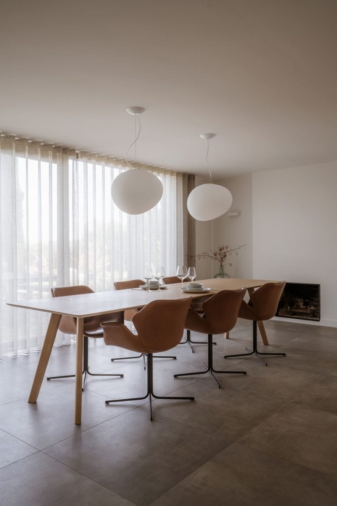 Nederlands Ambacht van jouw nieuwe rechthoekige tafel