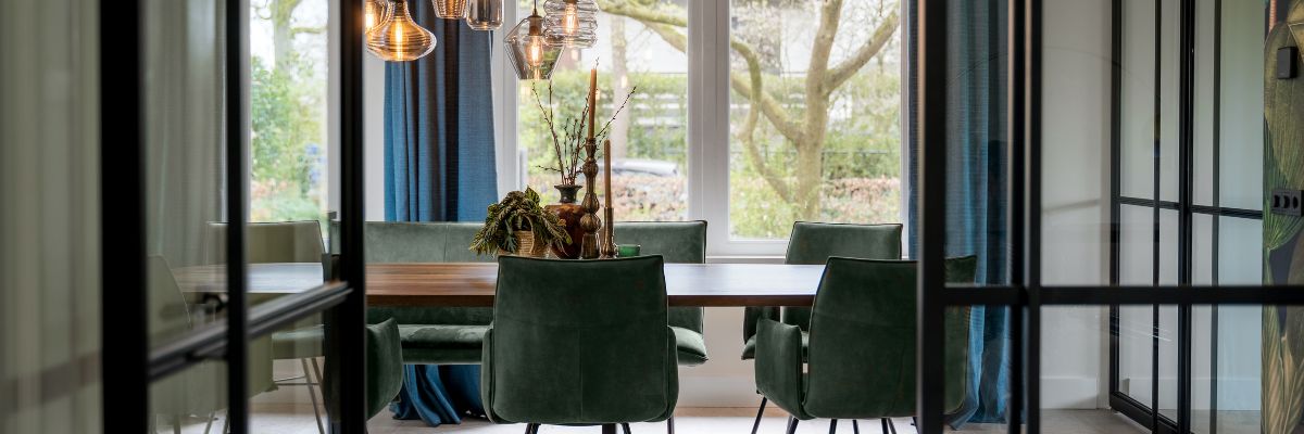 Zoom in opgeruimde tafel