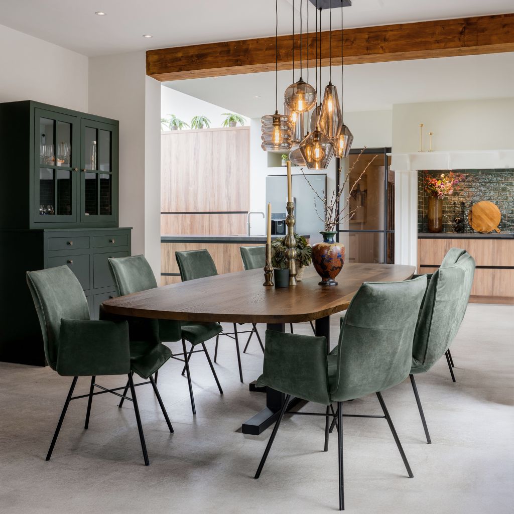 Maatwerk eettafel gemaakt in Oirschot