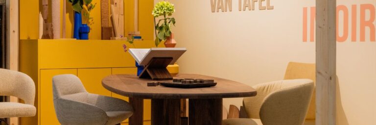 Voorbeeld kleur op tafel