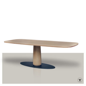 Deens ovale tafel Bomo met houten kolom onderstel op metalen plaat